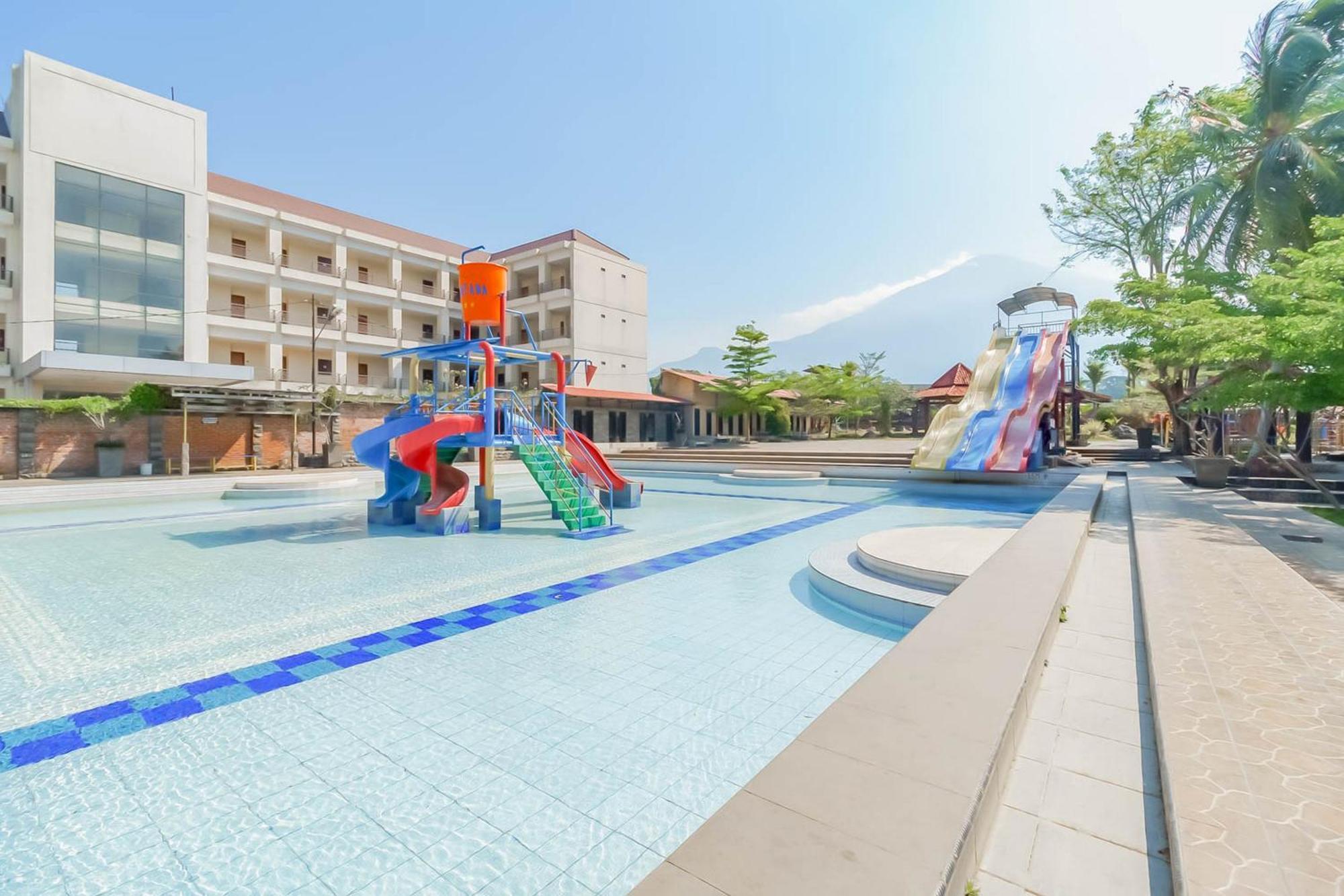 Reddoorz Resort Premium @ Sangkan Hurip Кунинган Экстерьер фото