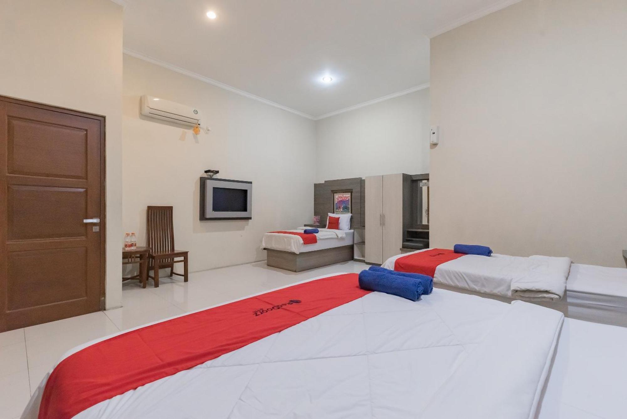 Reddoorz Resort Premium @ Sangkan Hurip Кунинган Экстерьер фото