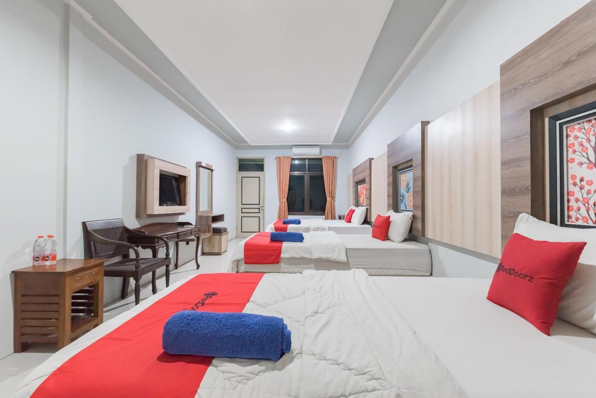 Reddoorz Resort Premium @ Sangkan Hurip Кунинган Экстерьер фото