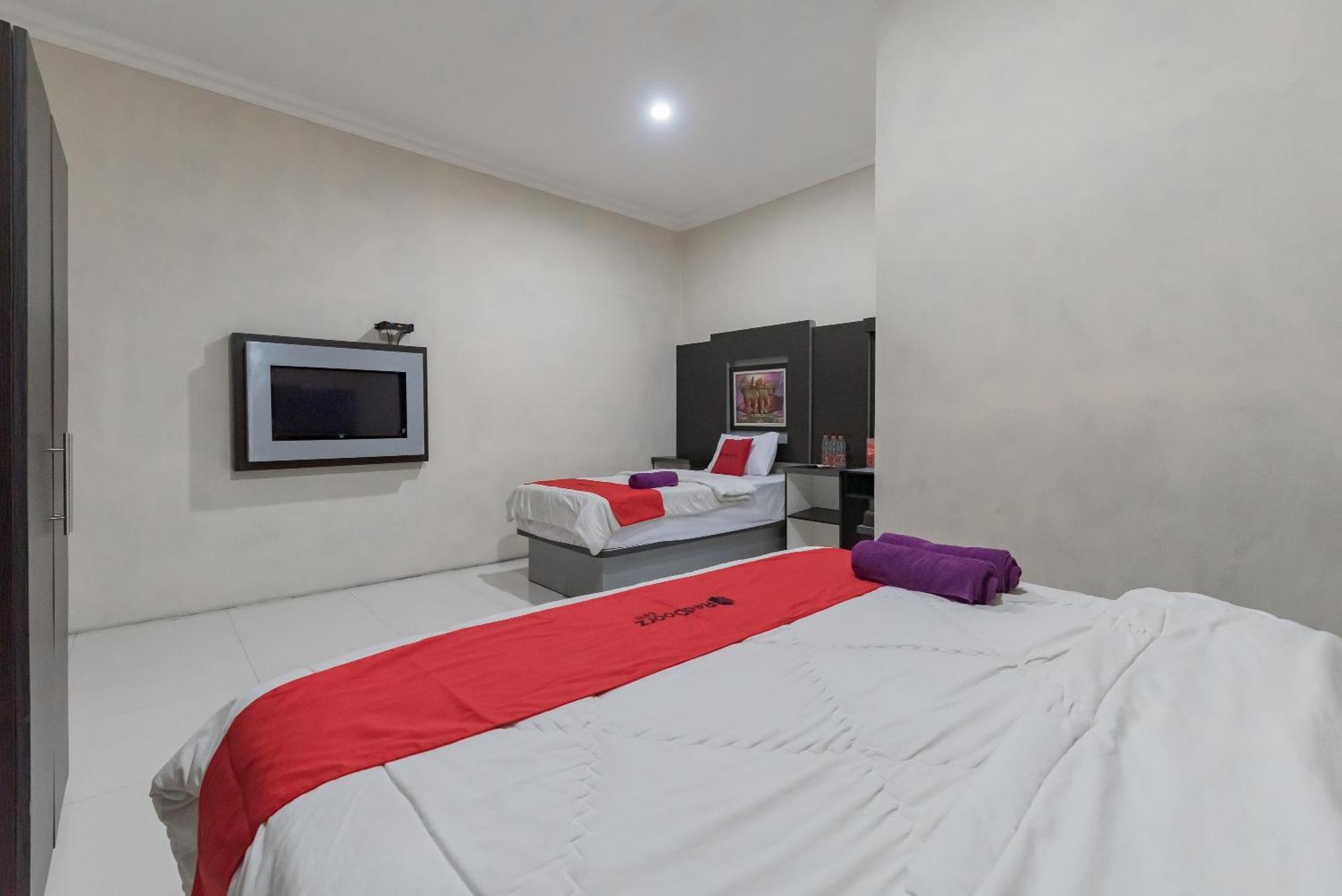 Reddoorz Resort Premium @ Sangkan Hurip Кунинган Экстерьер фото