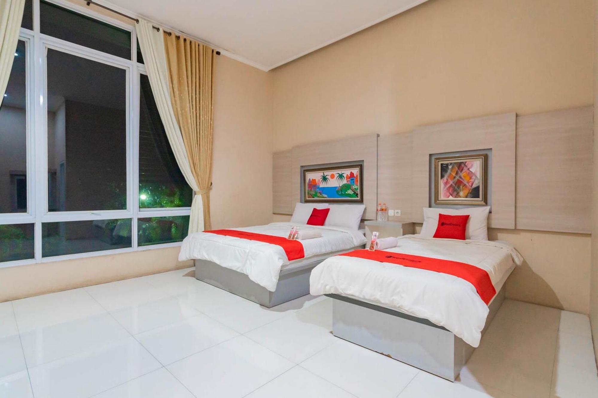 Reddoorz Resort Premium @ Sangkan Hurip Кунинган Экстерьер фото