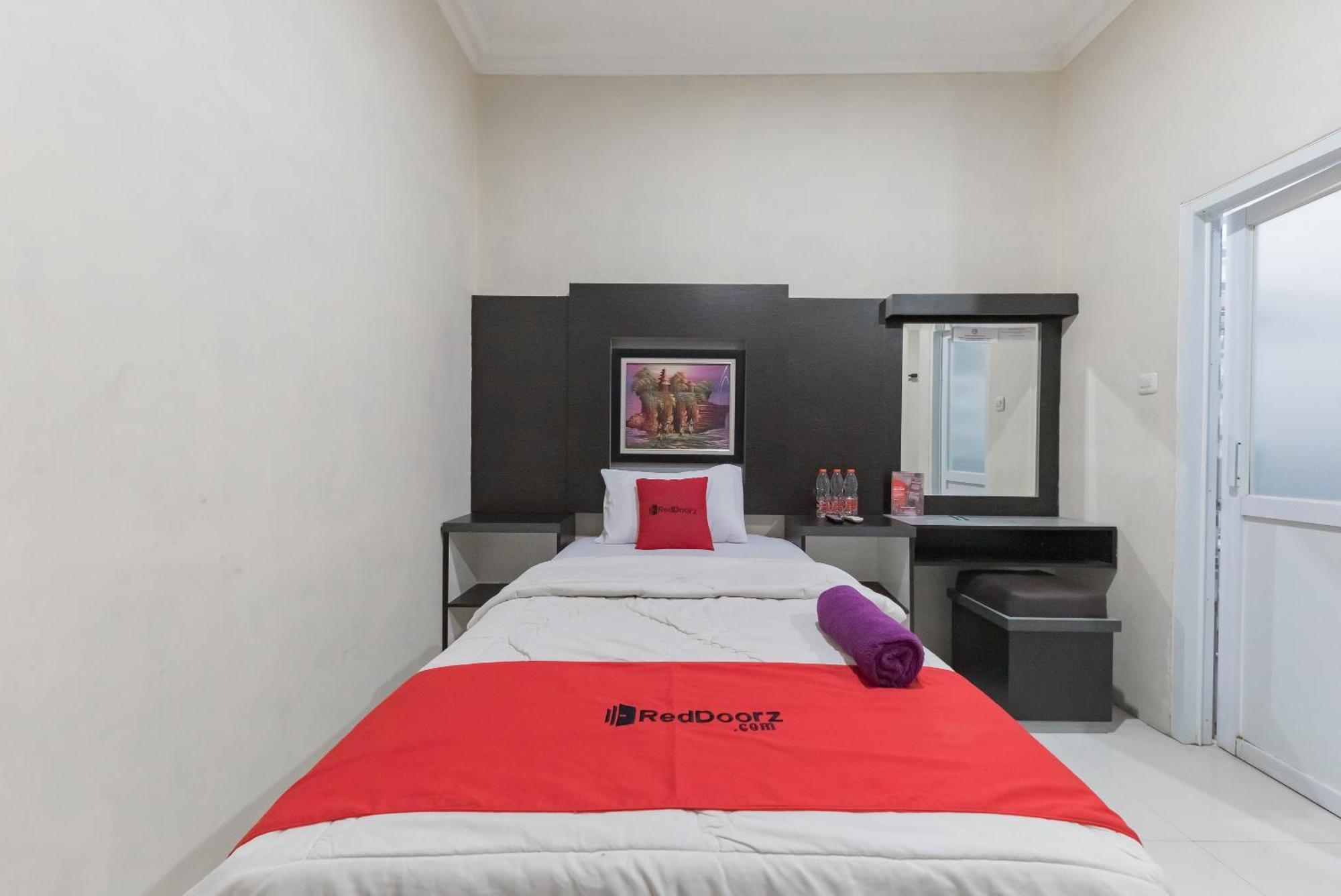 Reddoorz Resort Premium @ Sangkan Hurip Кунинган Экстерьер фото